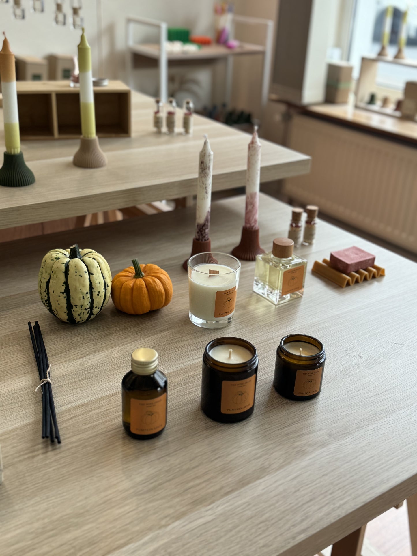 LIMITED EDITION - PUMPKIN SPICE Kerze – Braunglas Mini