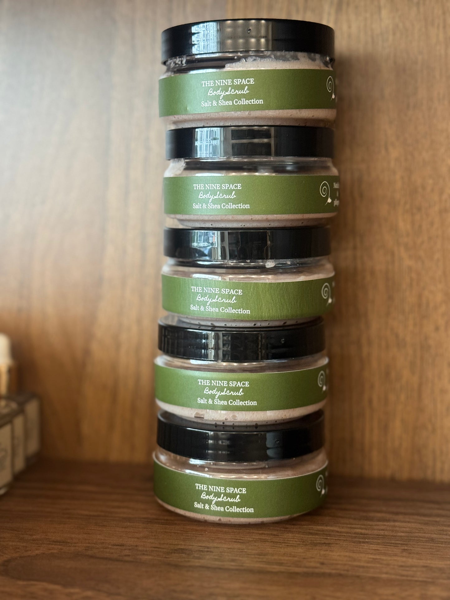 BAIE SAUVAGE Salt & Shea Body Scrub