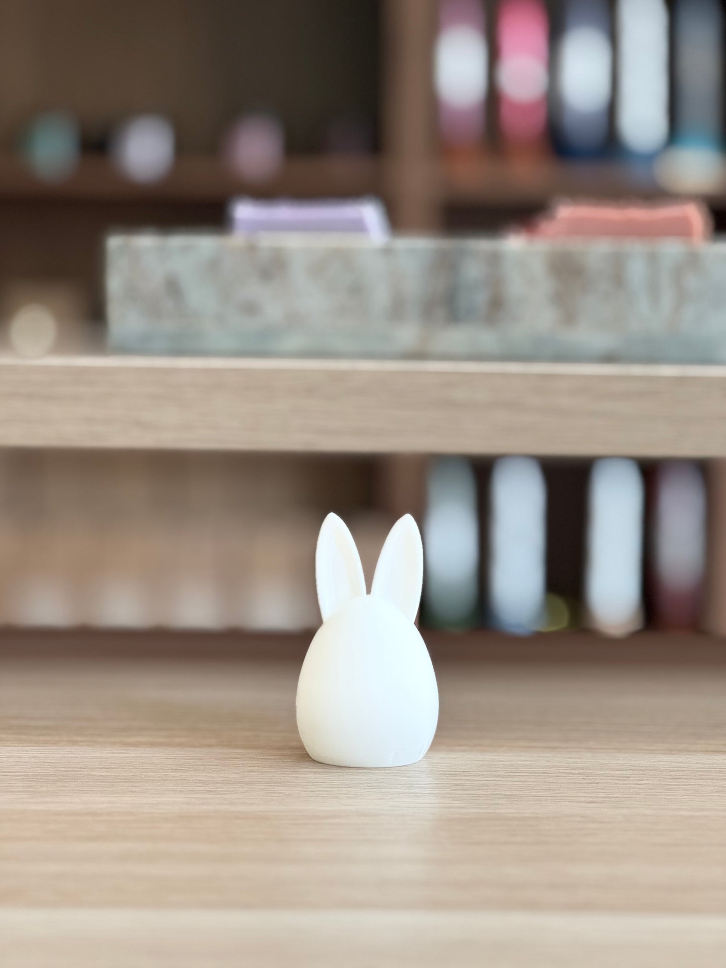 Minimalistische Osterhasen