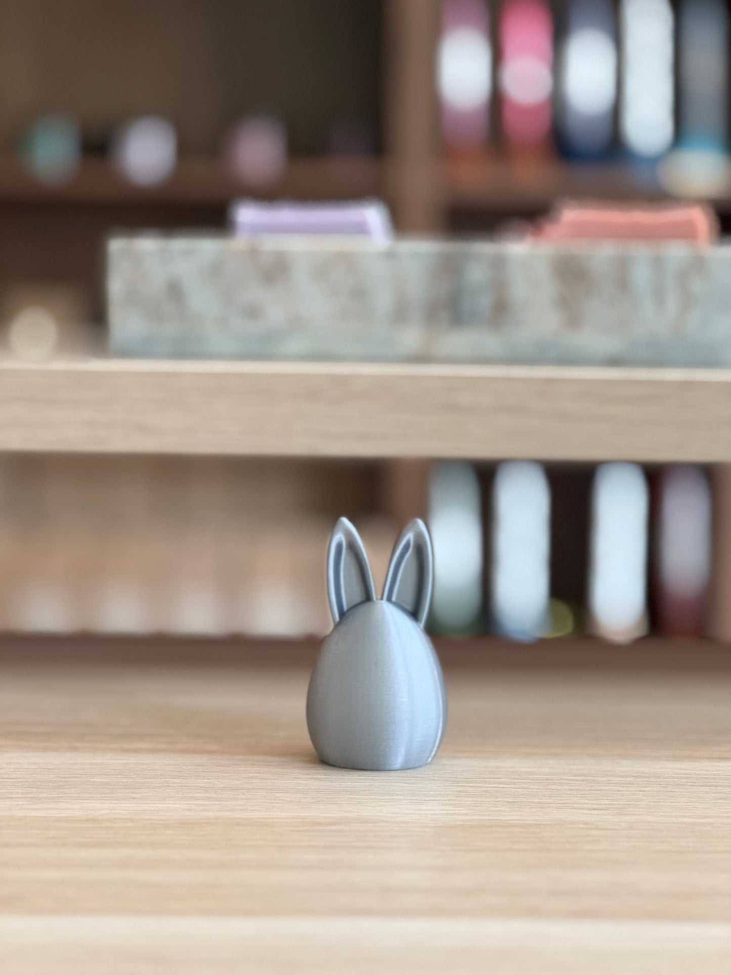 Minimalistische Osterhasen