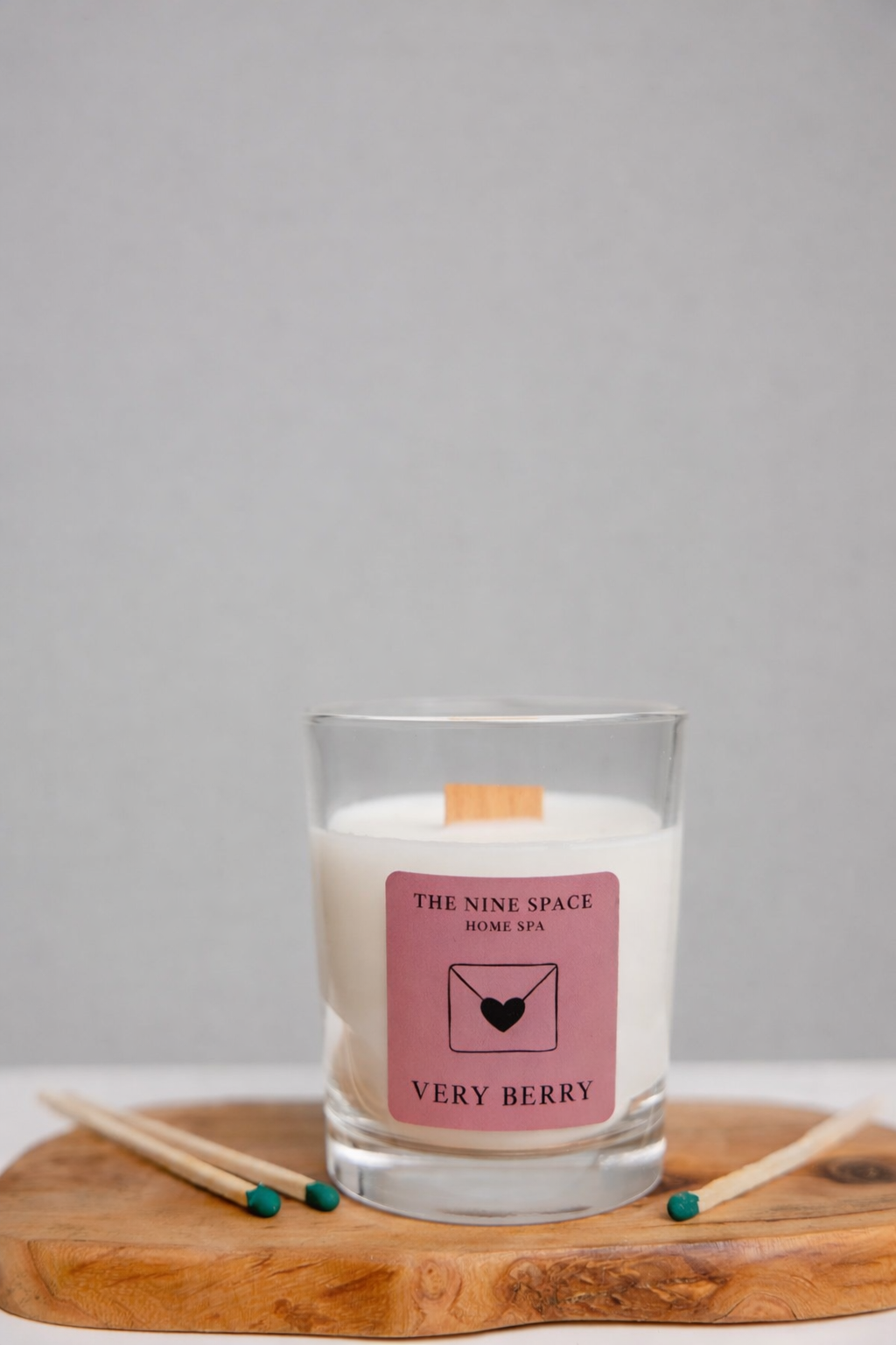 VERY BERRY Kerze - Klarglas mit Holzdocht