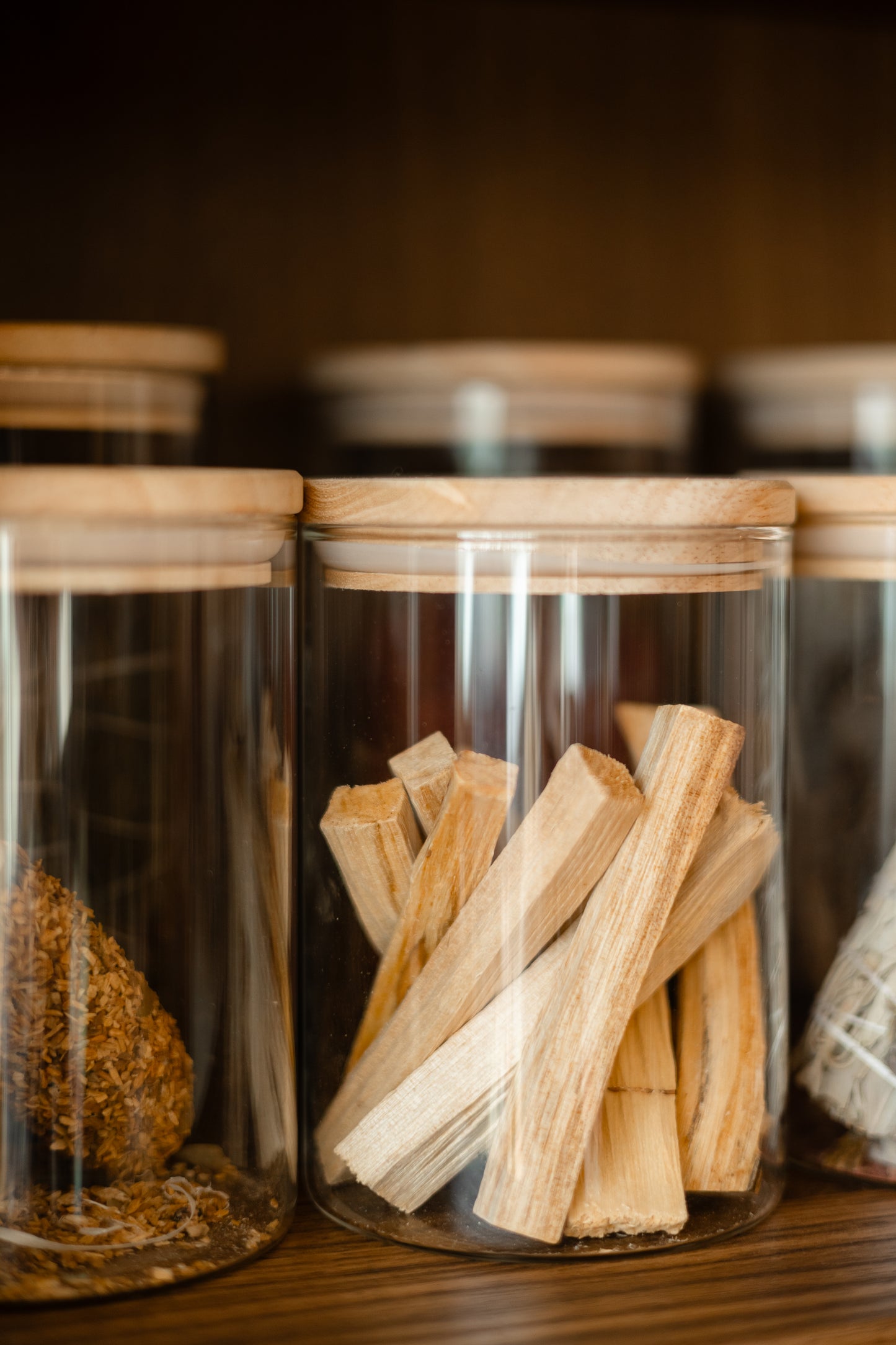PALO SANTO – Heiliges Räucherholz aus Südamerika