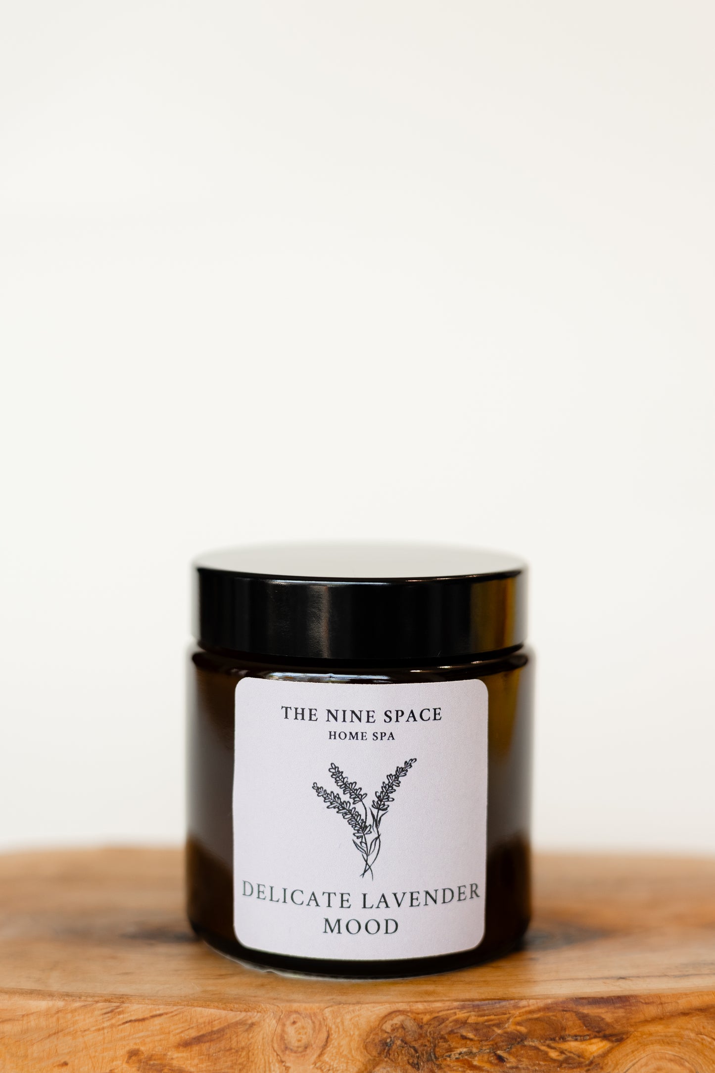 DELICATE LAVENDER Duftkerze Lavendel Braunglas Mini | THE NINE SPACE
