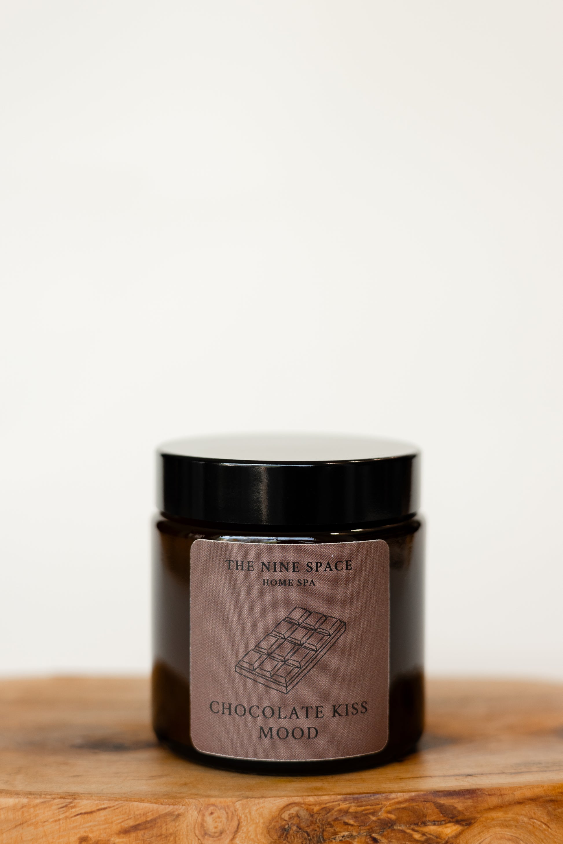 CHOCOLATE KISS Limited Edition Duftkerze Braunglas Mini | THE NINE SPACE