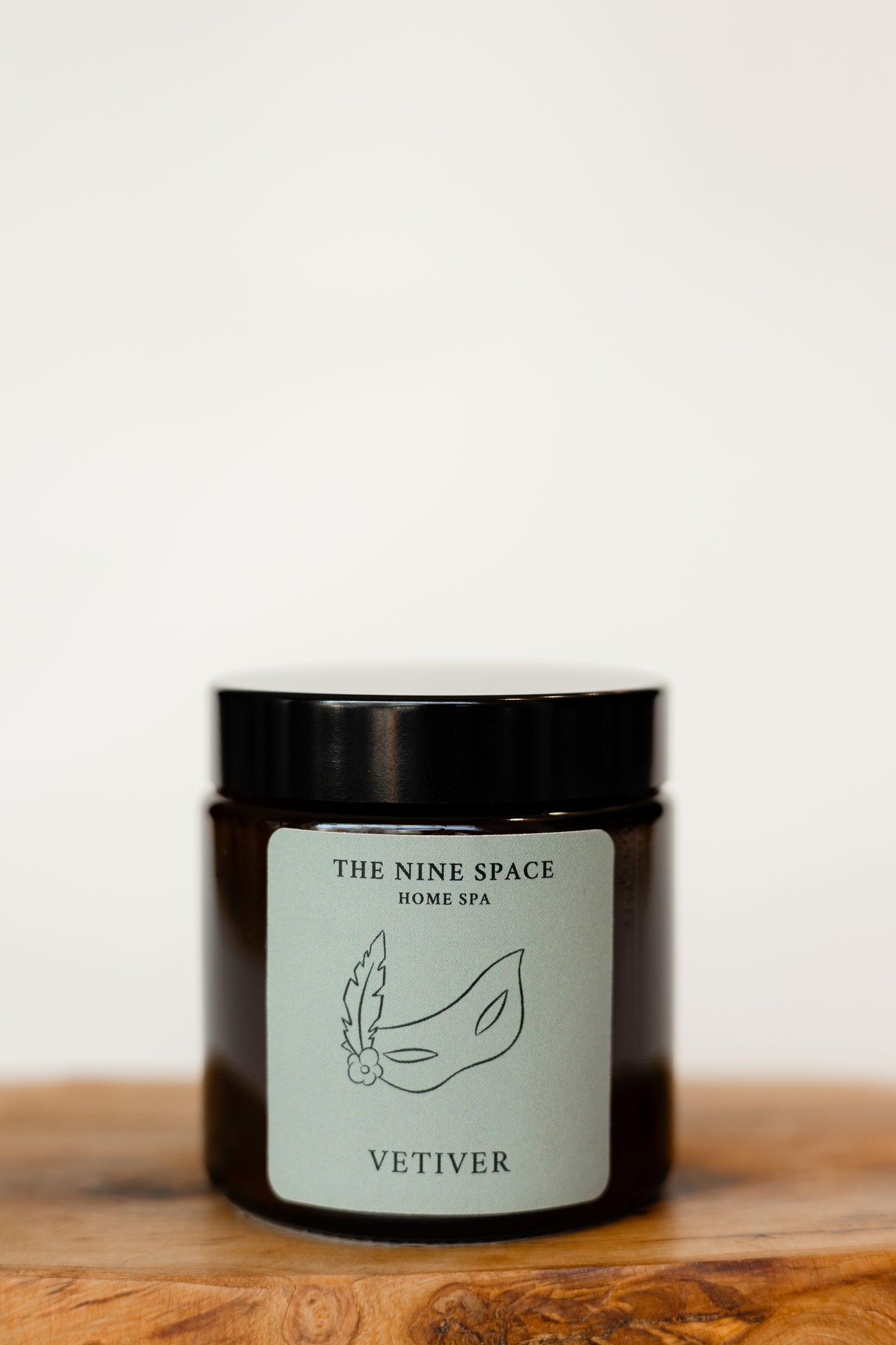VETIVER Mood Kerze Braunglas Mini warm und rauchig | THE NINE SPACE