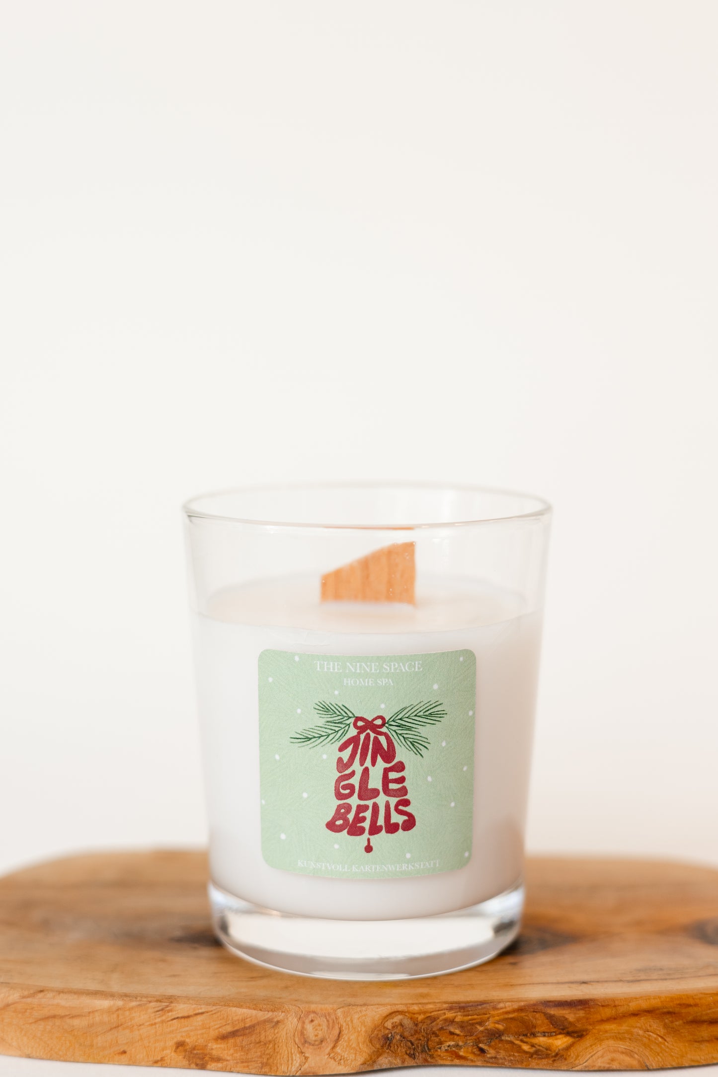 LIMITED EDITION - JINGLE BELLS Kerze - Klarglas mit Holzdocht