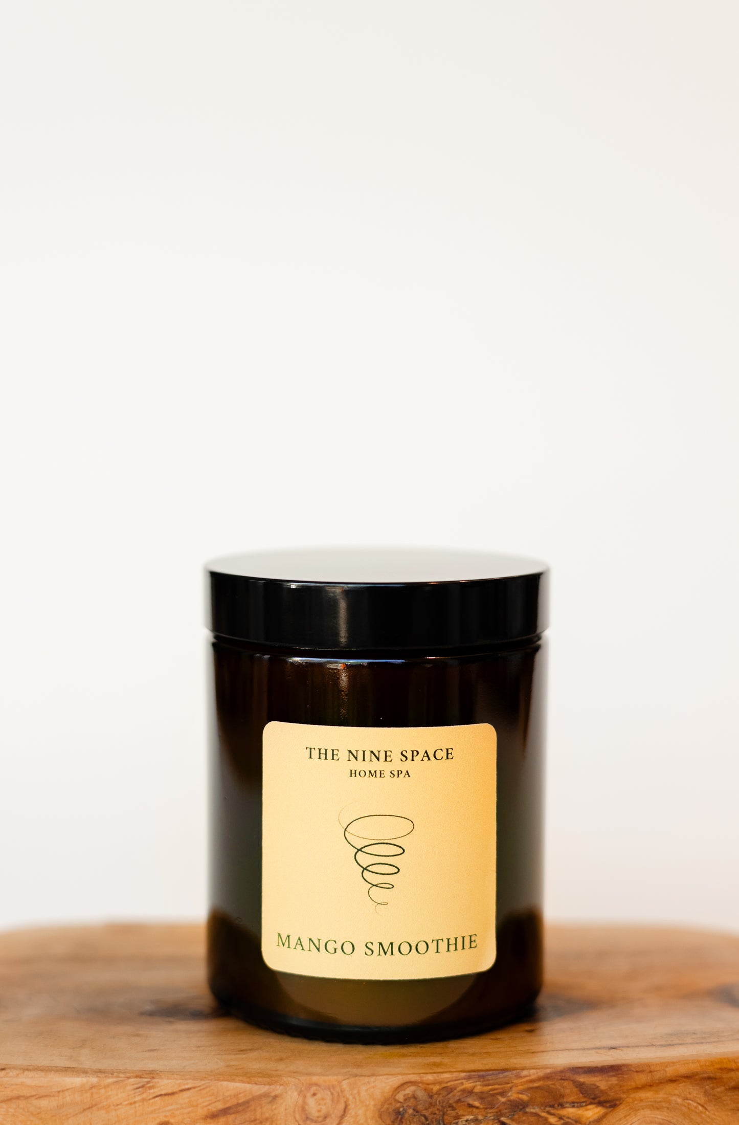 MANGO SMOOTHIE Kerze Braunglas tropisch und fruchtig | THE NINE SPACE