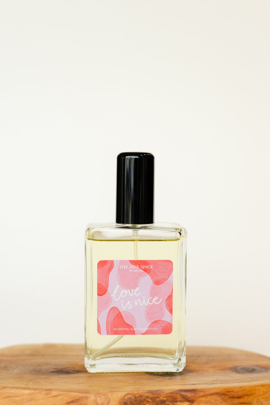 LIMITED EDITION - LOVE IS NICE Raumspray - Klarglas