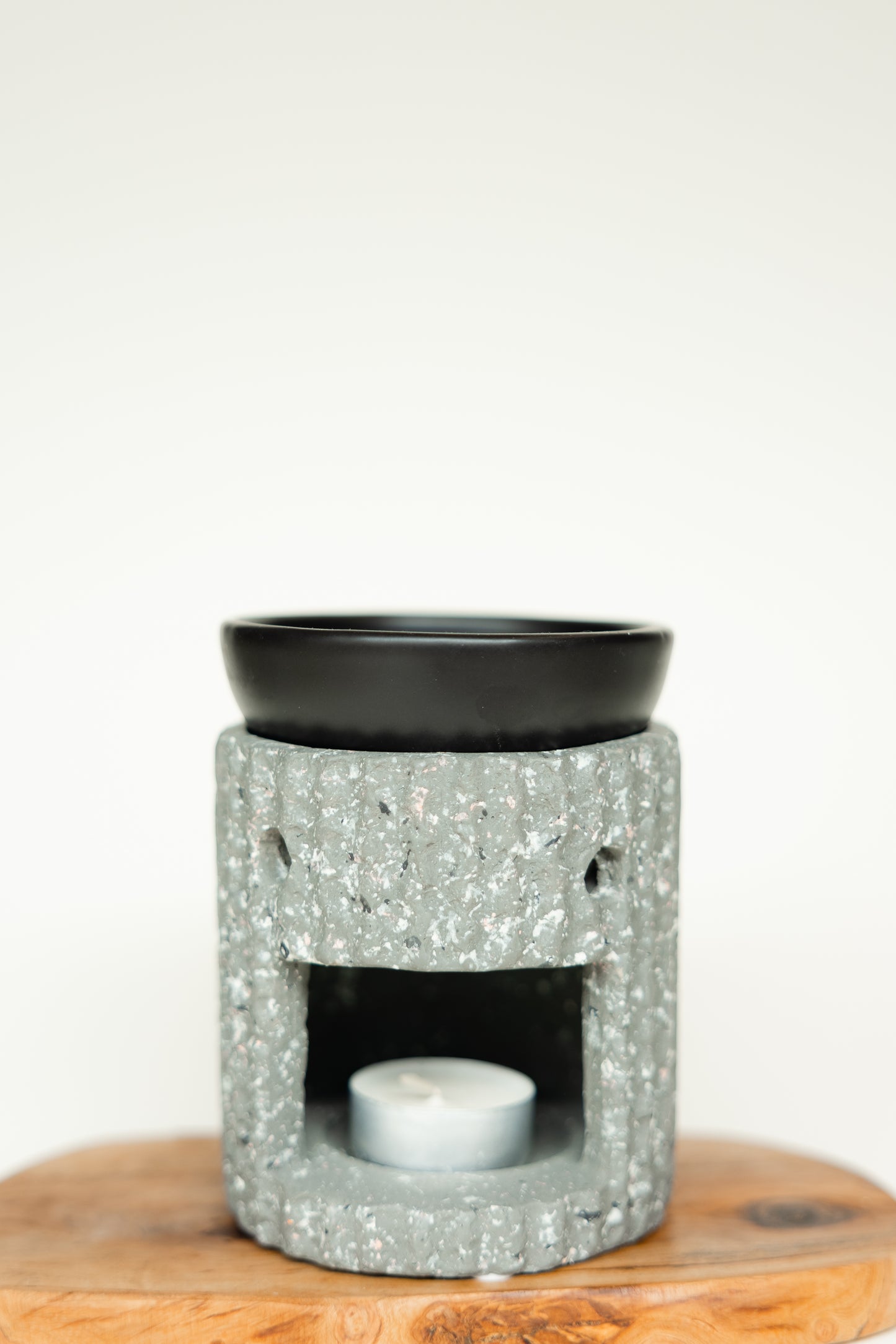 DARK ELEGANCE Duftlampe – Minimalistische Keramik-Duftlampe