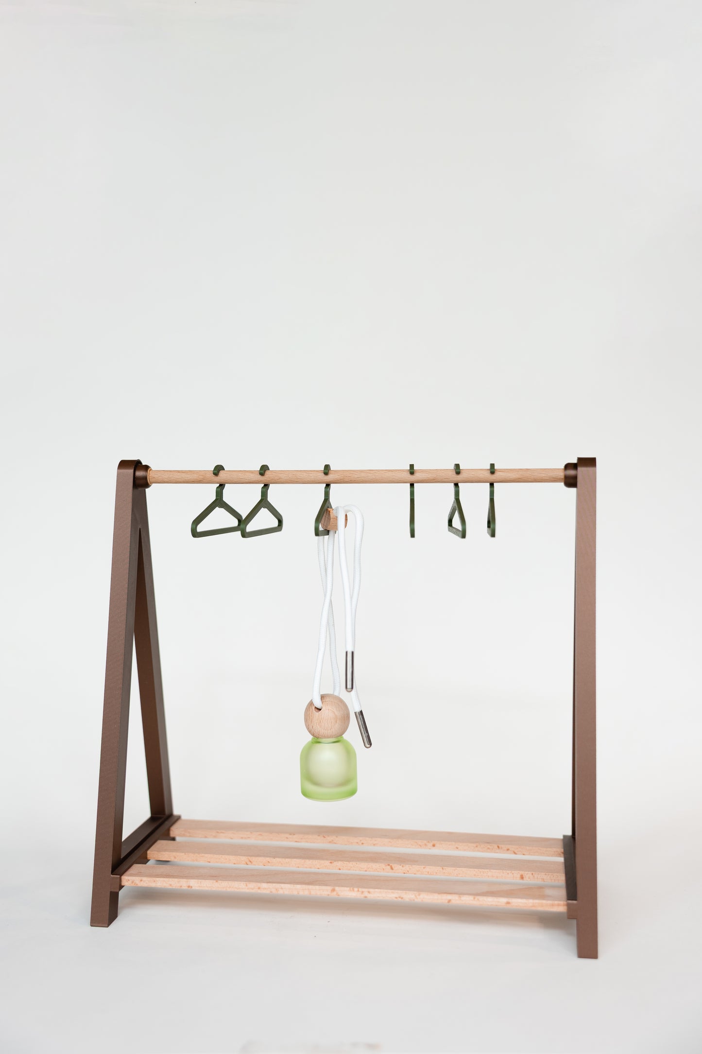 Mini Raumduft Garderobe Aufhaenger Detail | THE NINE SPACE