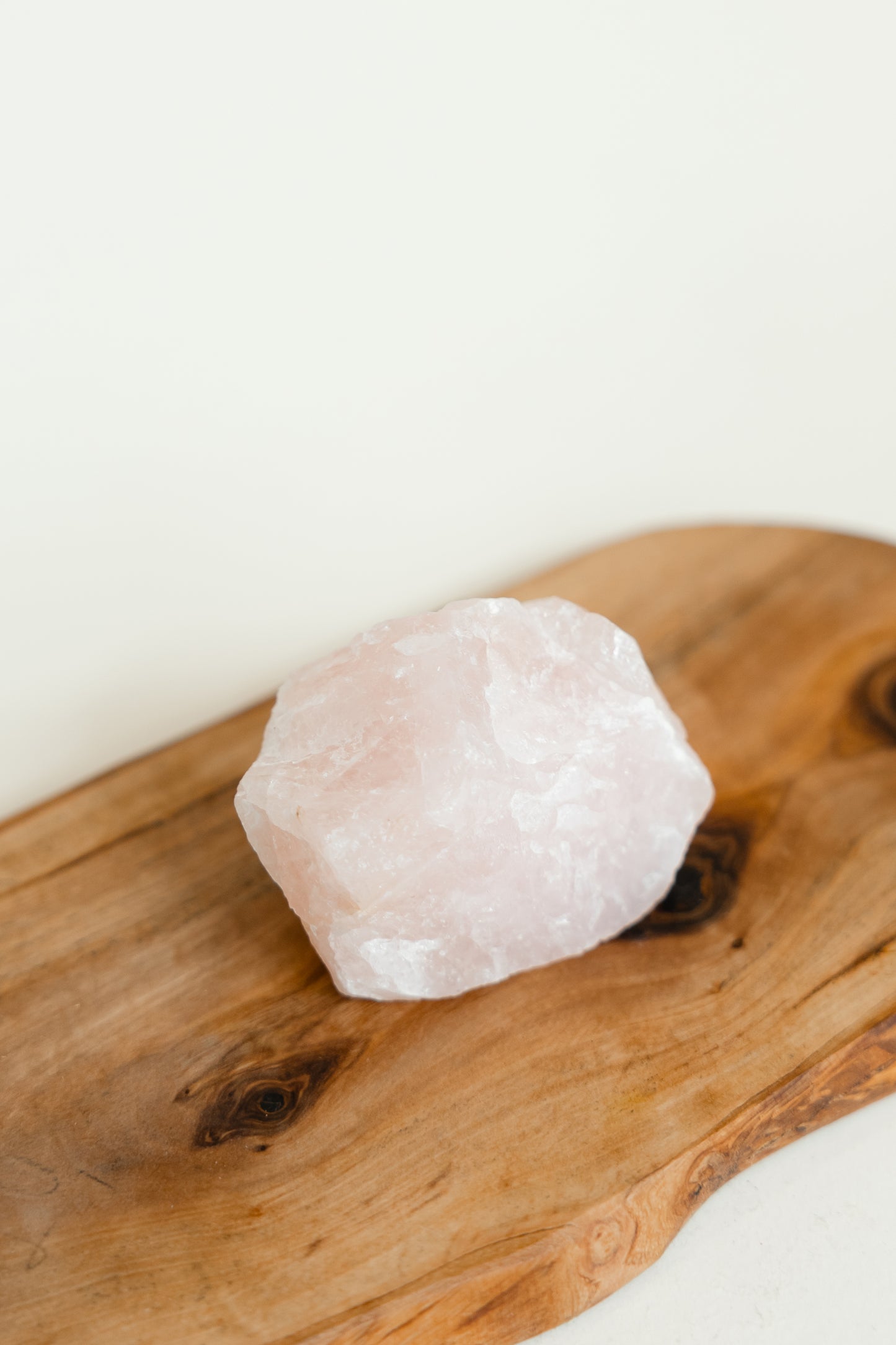 ZARTE SPLITTER – Kristalle aus Rosenquarz & Amethyst