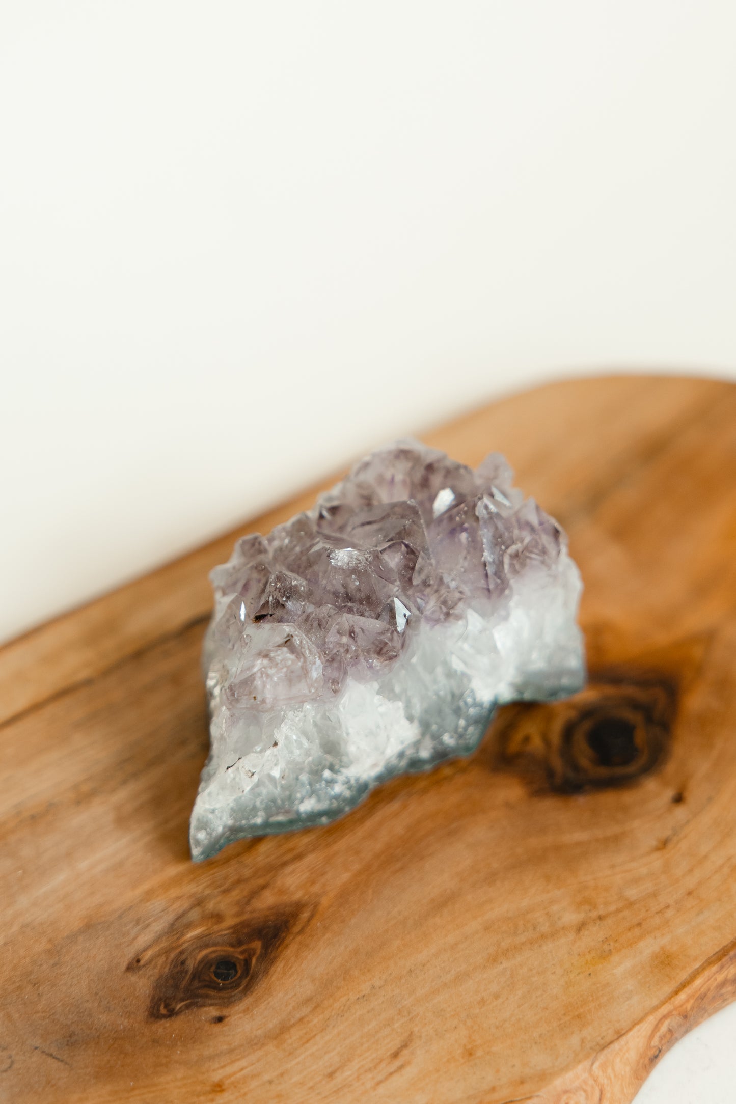 ZARTE SPLITTER – Kristalle aus Rosenquarz & Amethyst
