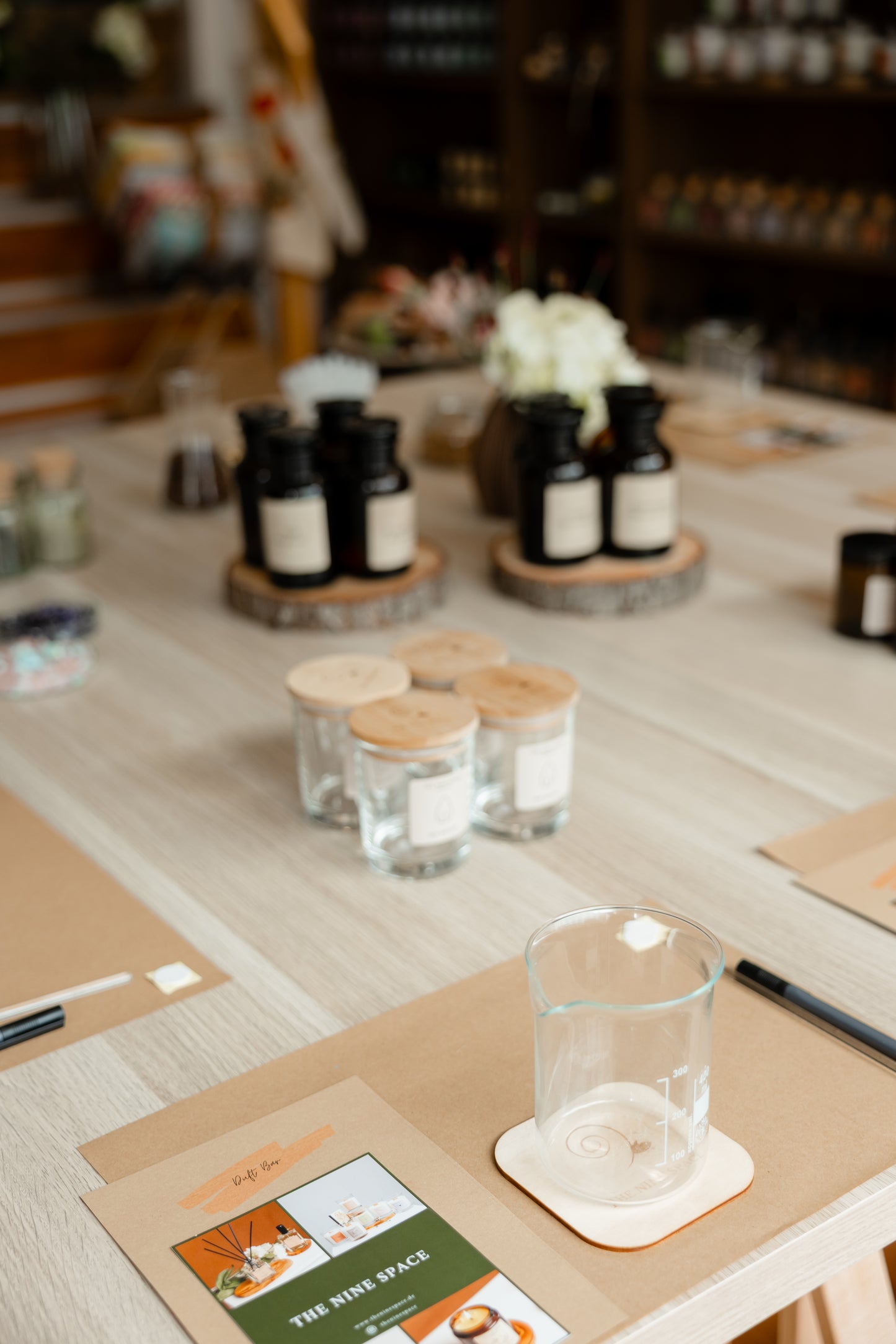Kreativ Workshop Kerzen giessen Teilnehmer | THE NINE SPACE