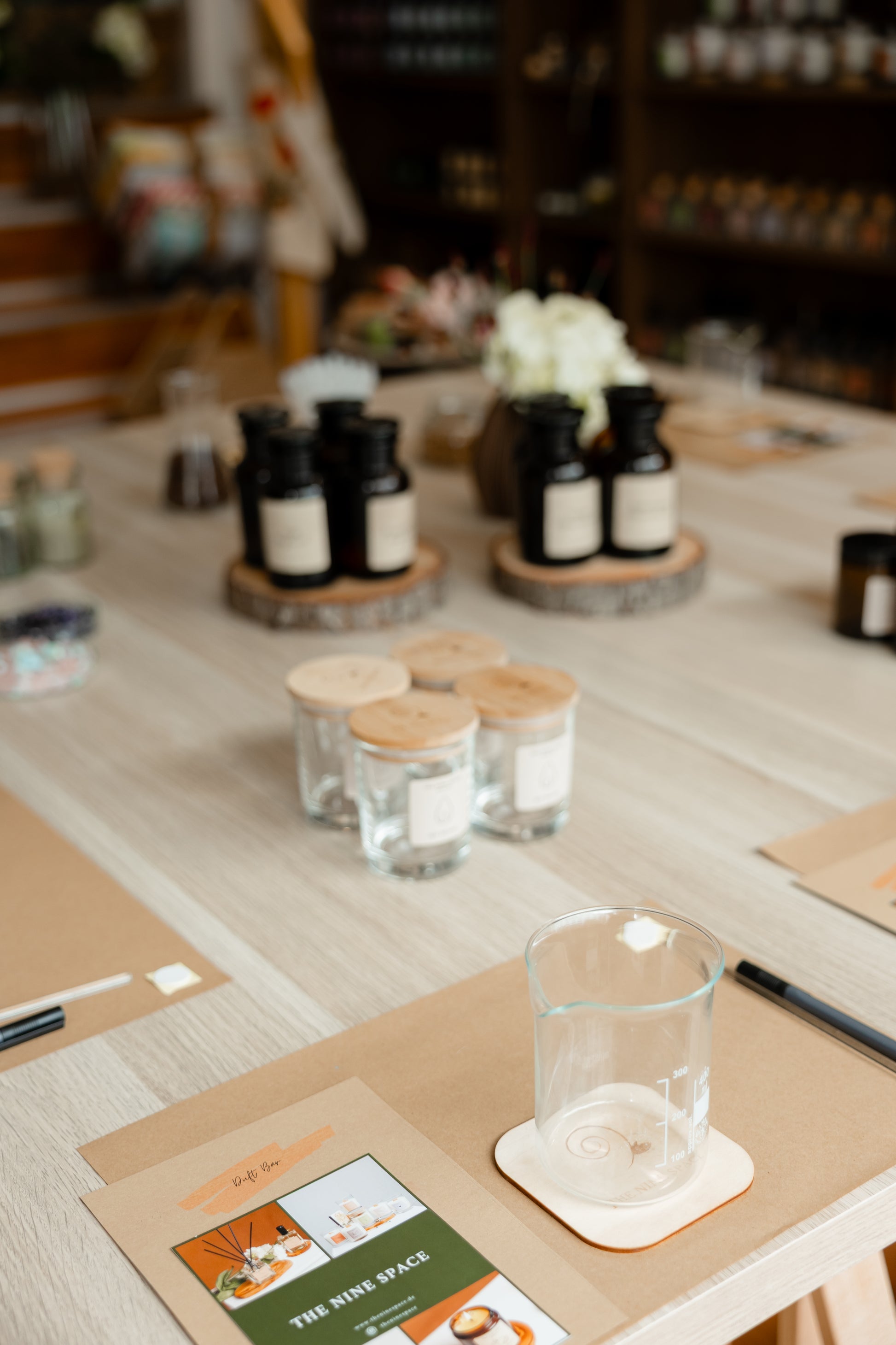 Kreativ Workshop Kerzen giessen Teilnehmer | THE NINE SPACE