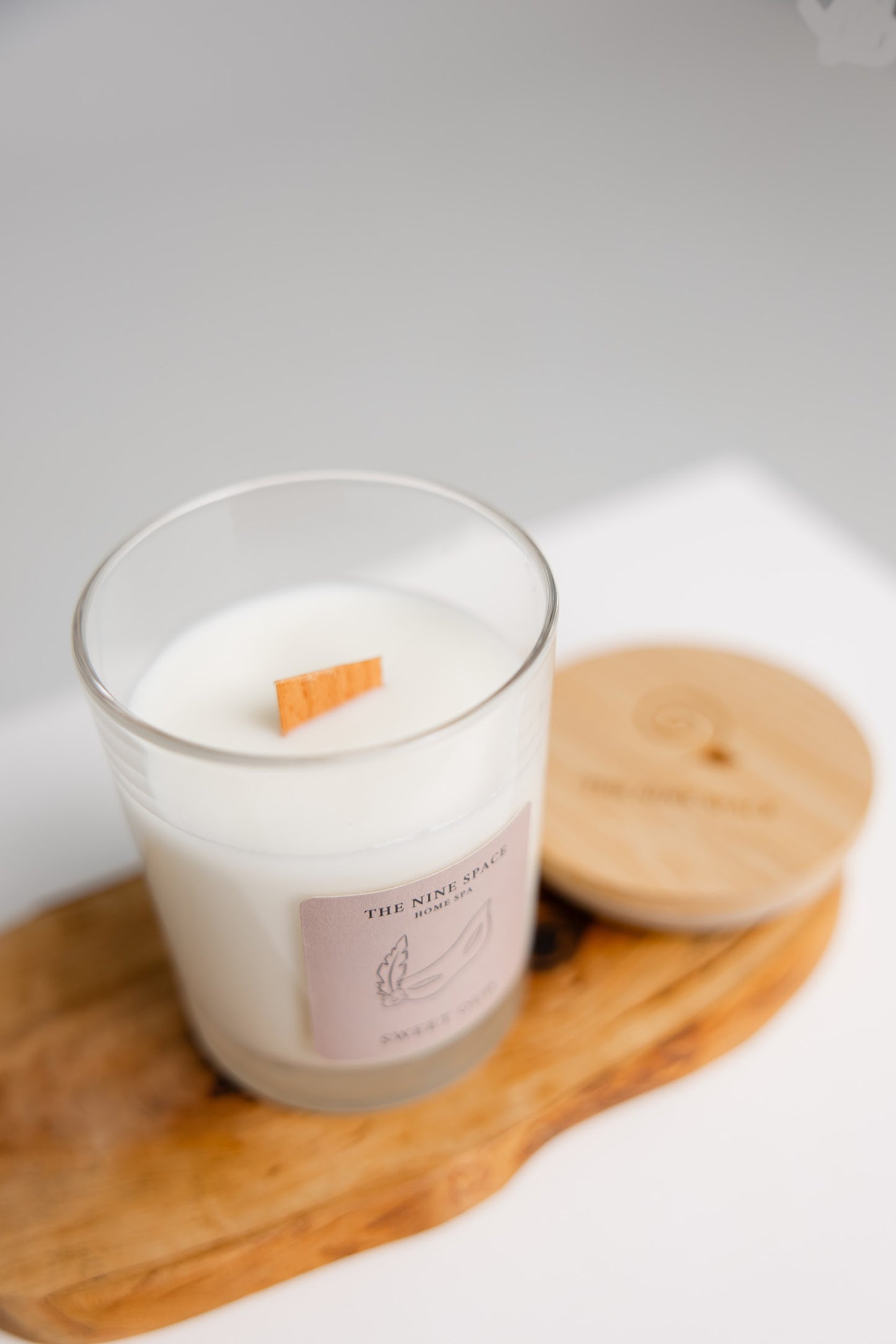 SWEET OUD Kerze - Klarglas mit Holzdocht